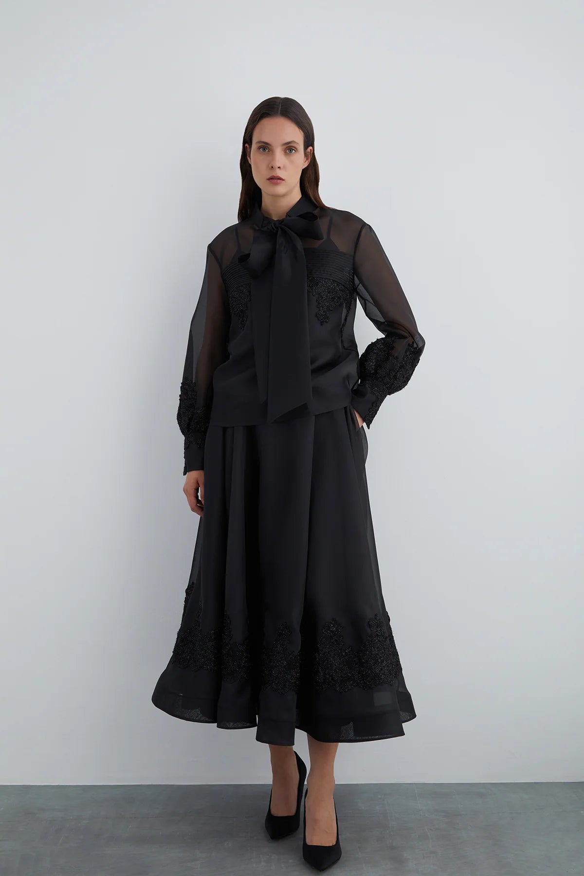 M3I024 SKIRT تنورة