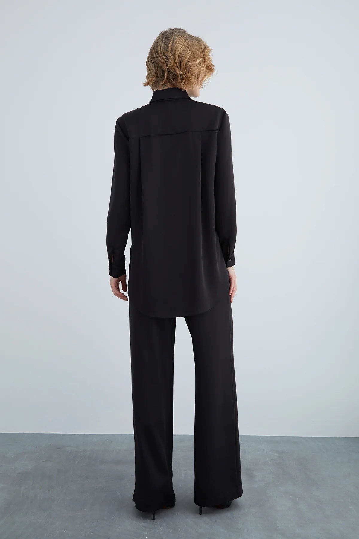 MTKI004 SUIT بدله