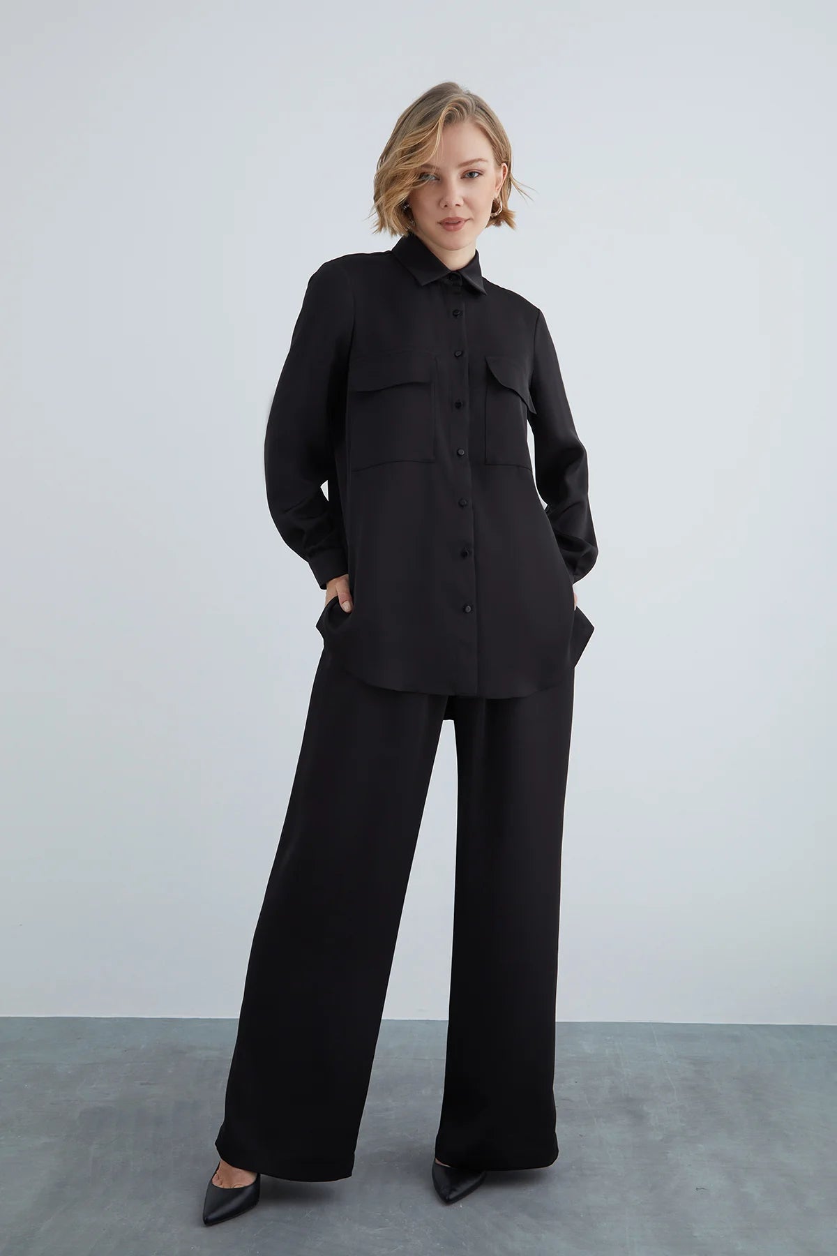 MTKI004 SUIT بدله