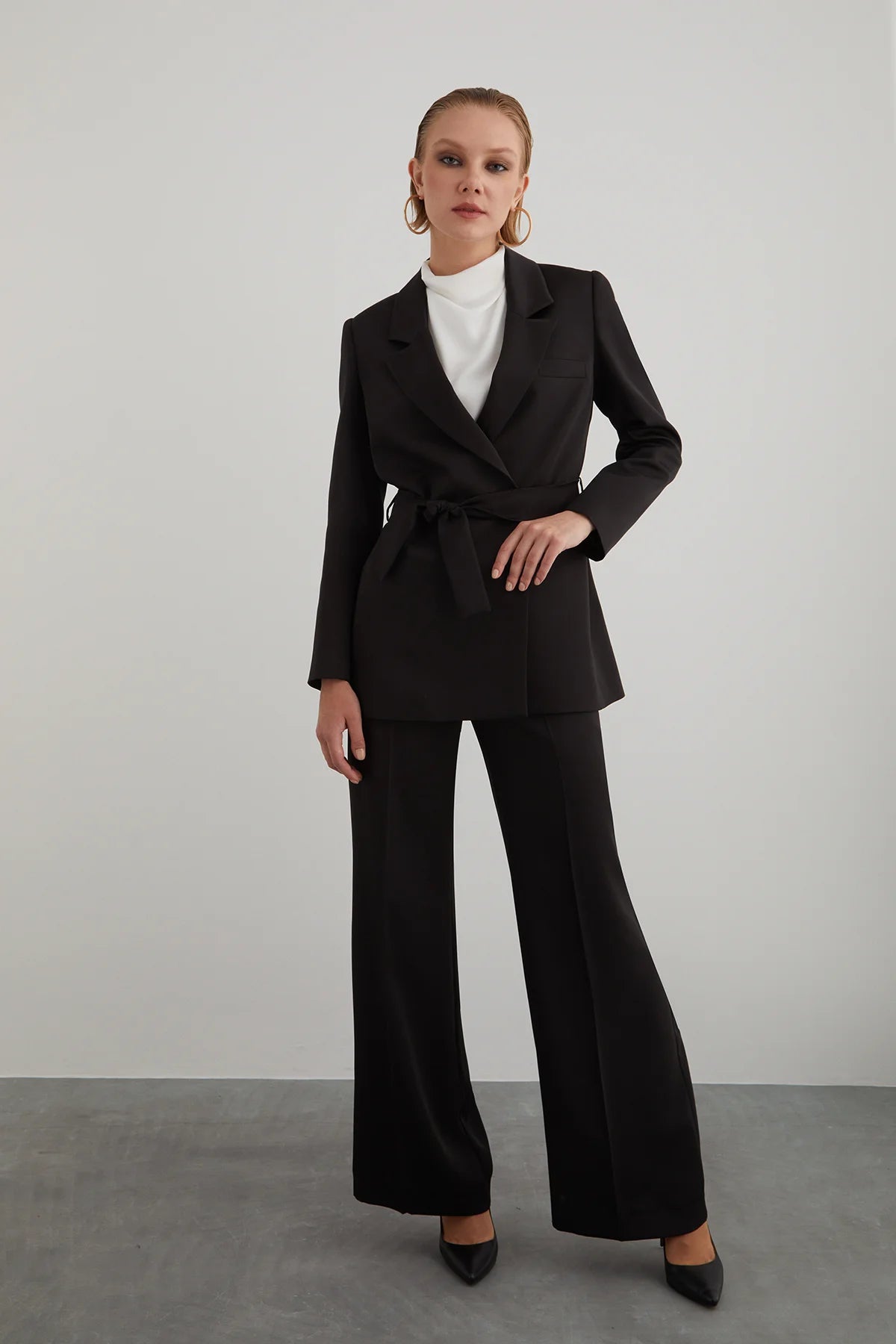 MTKI322 SUIT بدله