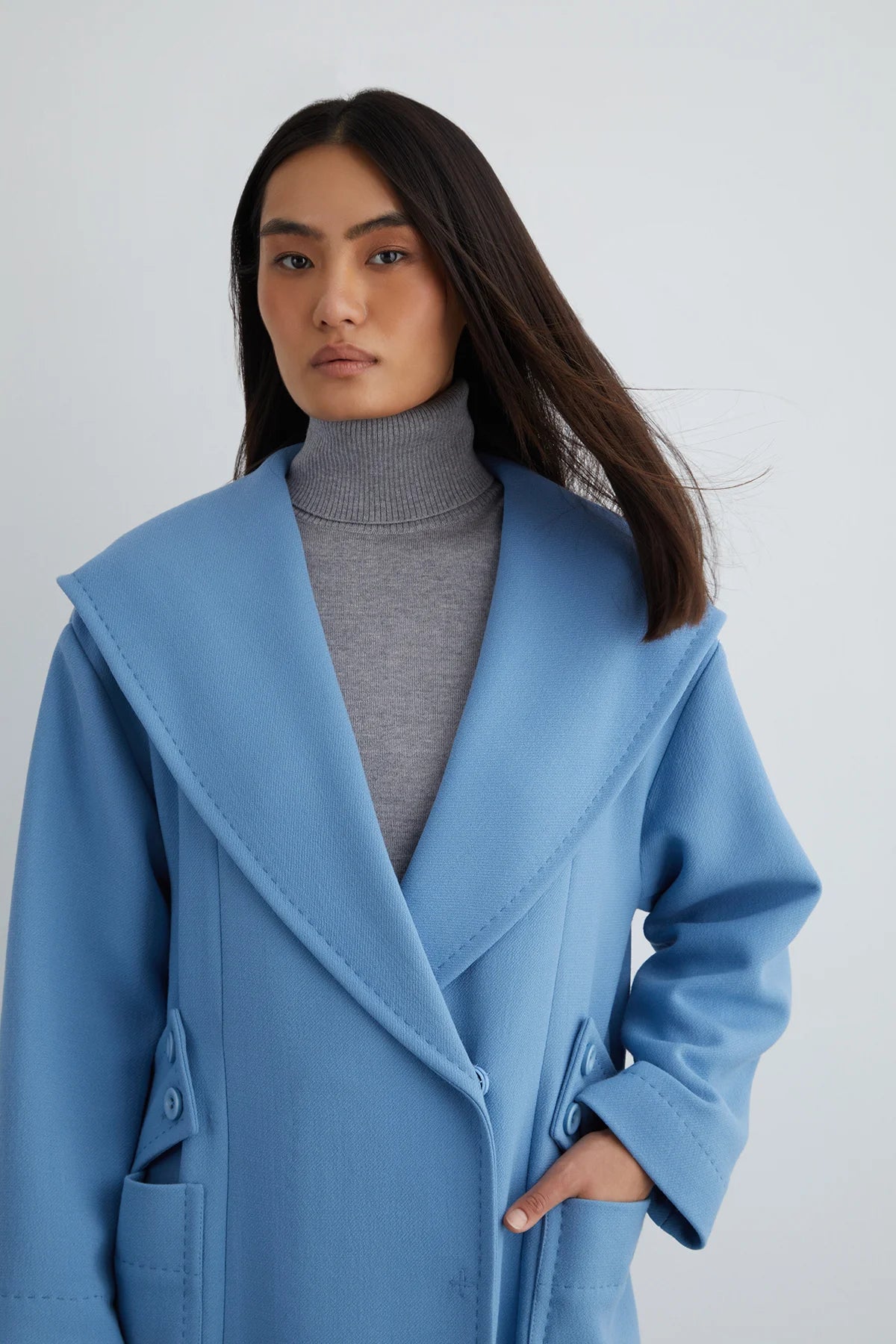 M4I209 COAT معطف