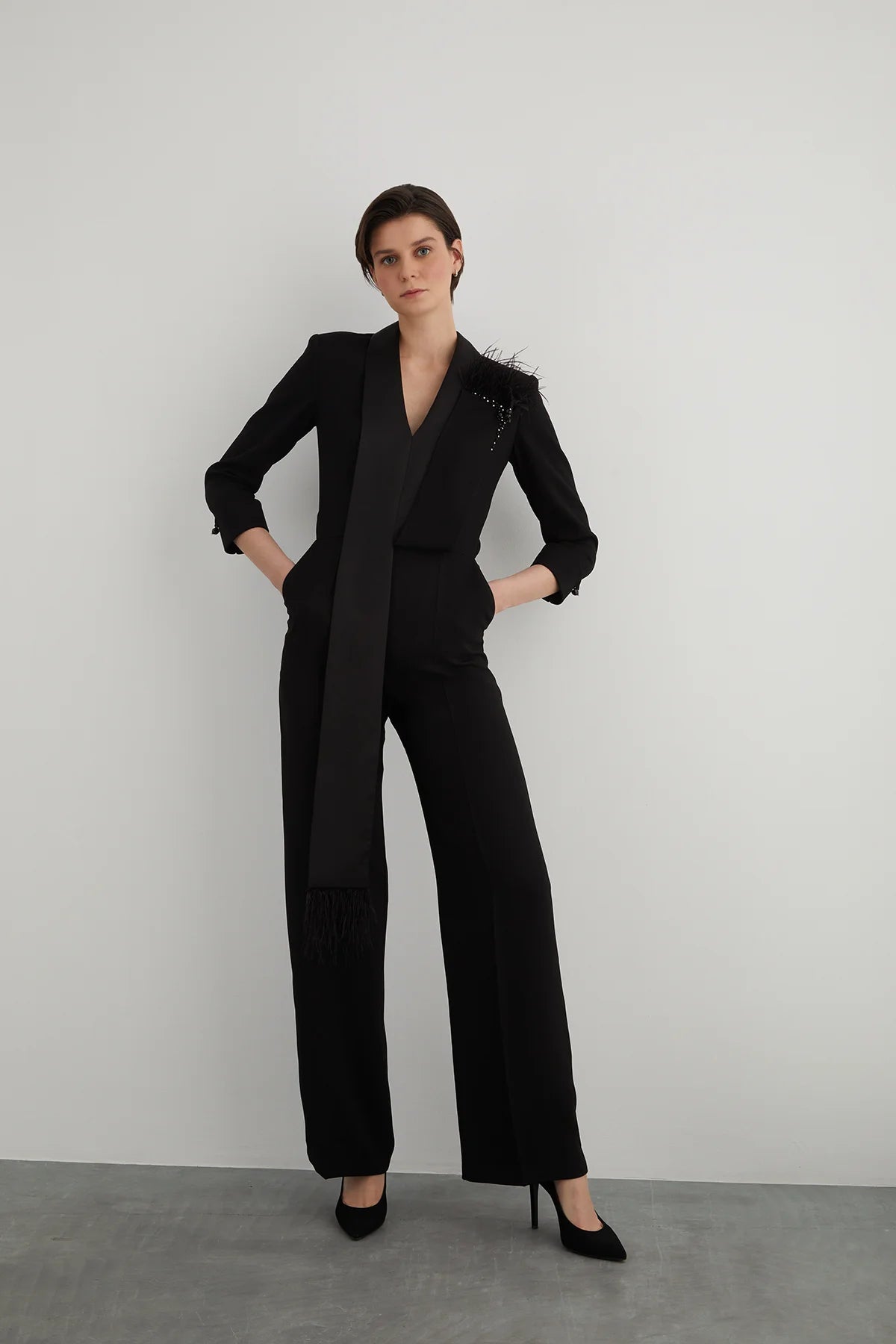M5I032 JUMPSUIT بدله