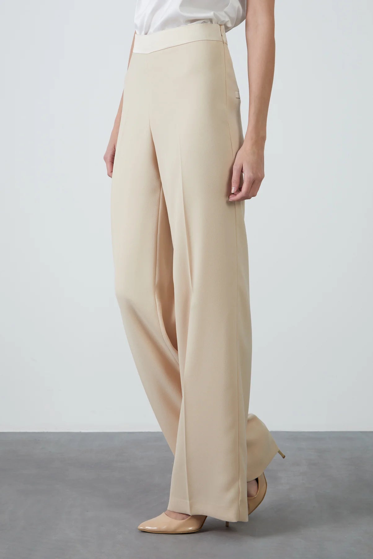 M1J085 TROUSERS بنطلون