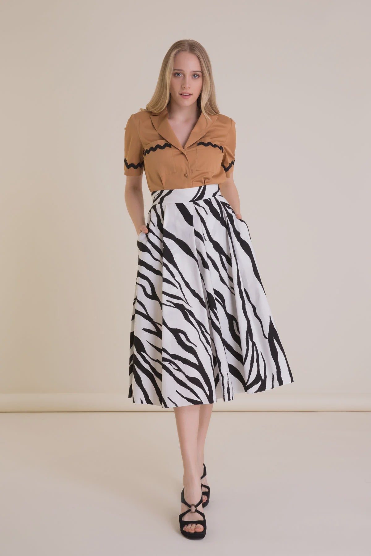 MCB024 SKIRT تنوره