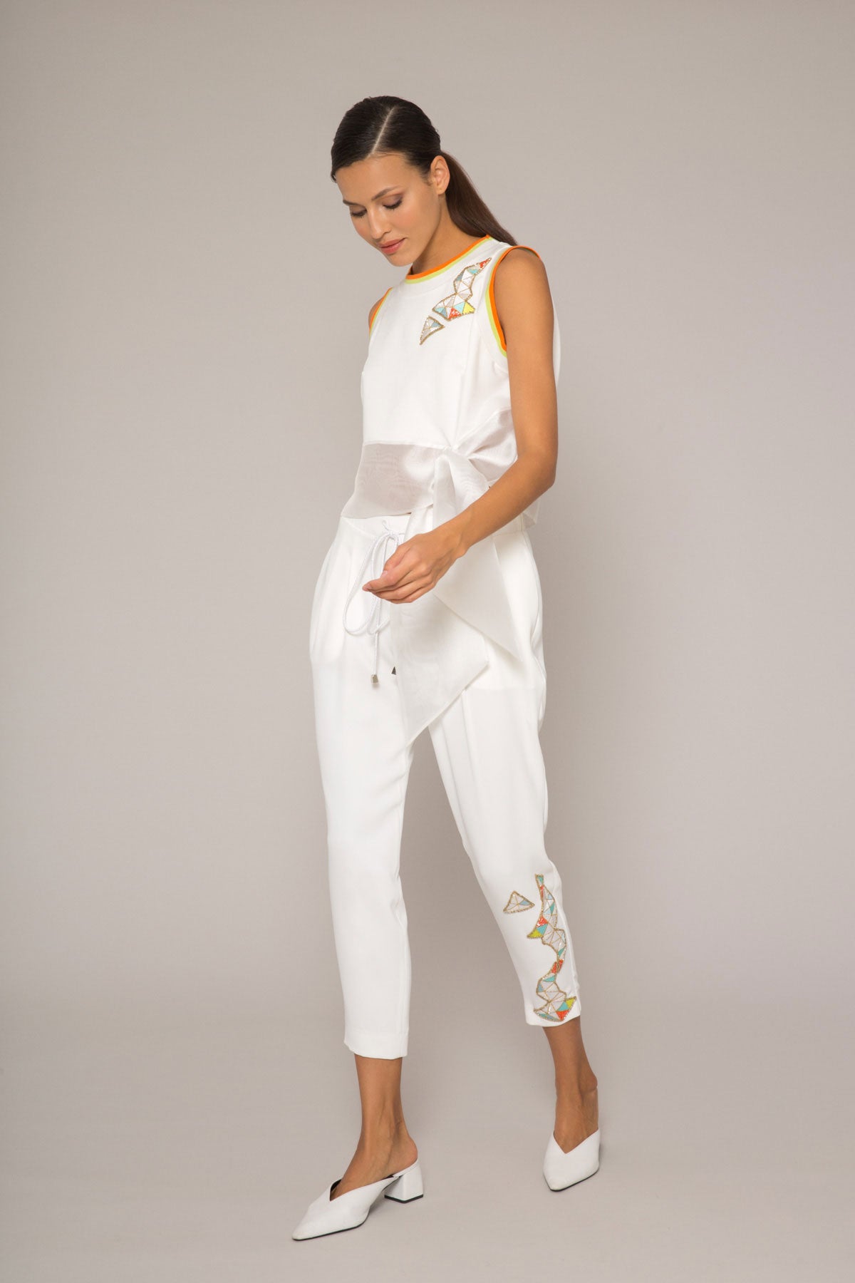 M1D016 TROUSERS بنطلون