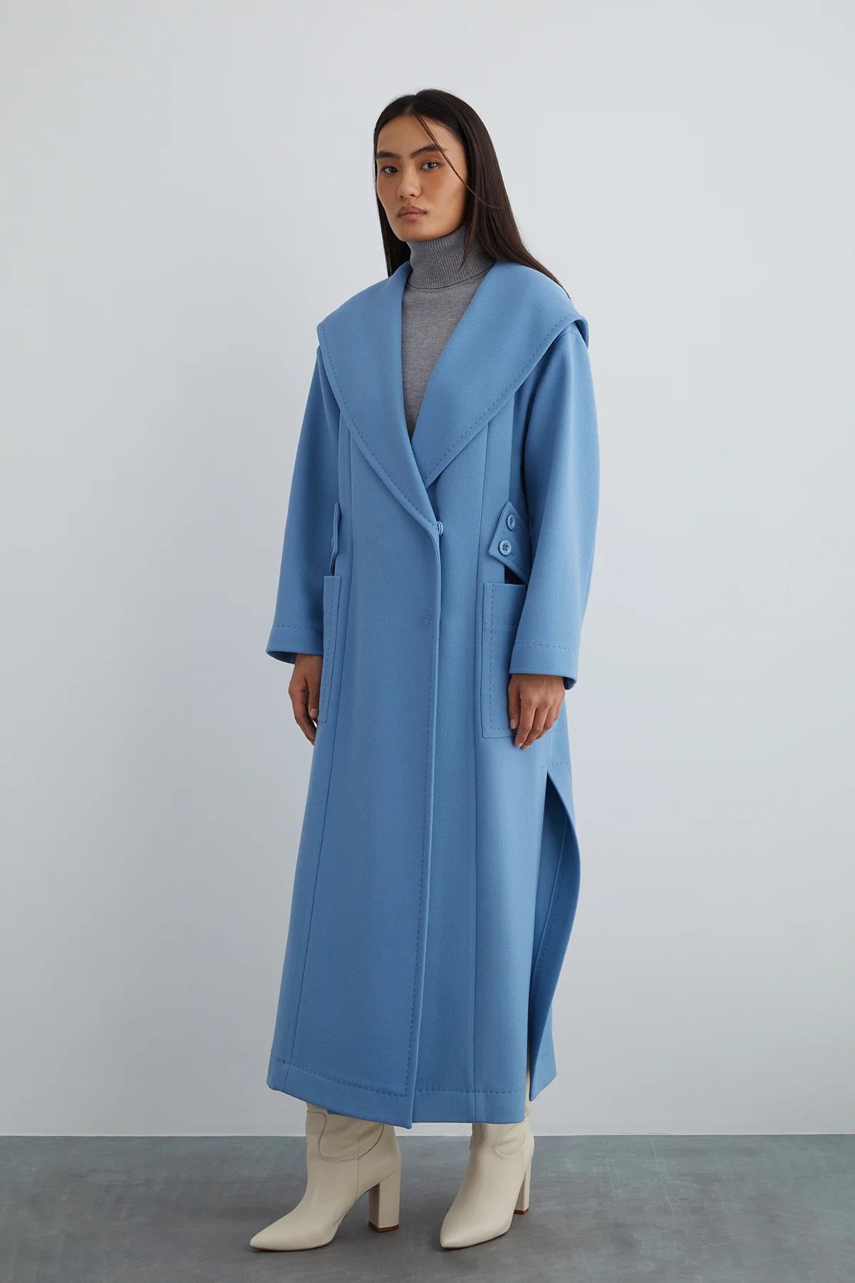 M4I209 COAT معطف