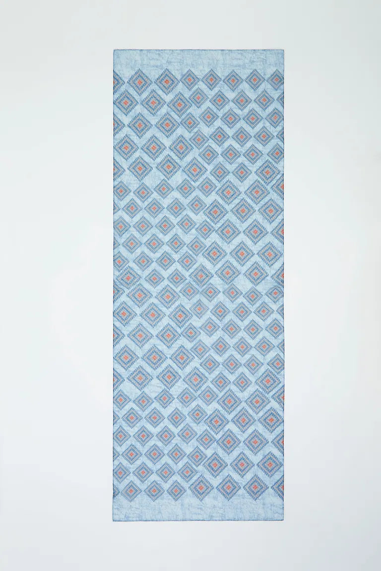 M8J004 SCARF سكارف