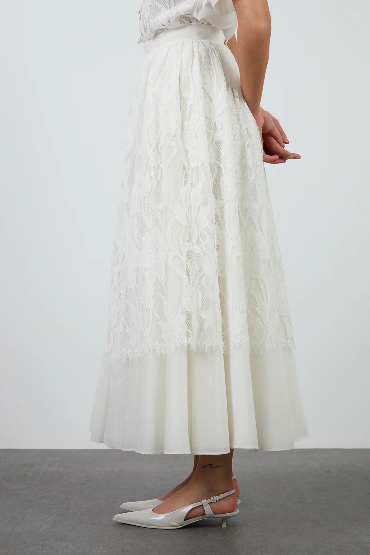 M3J017 SKIRT تنوره