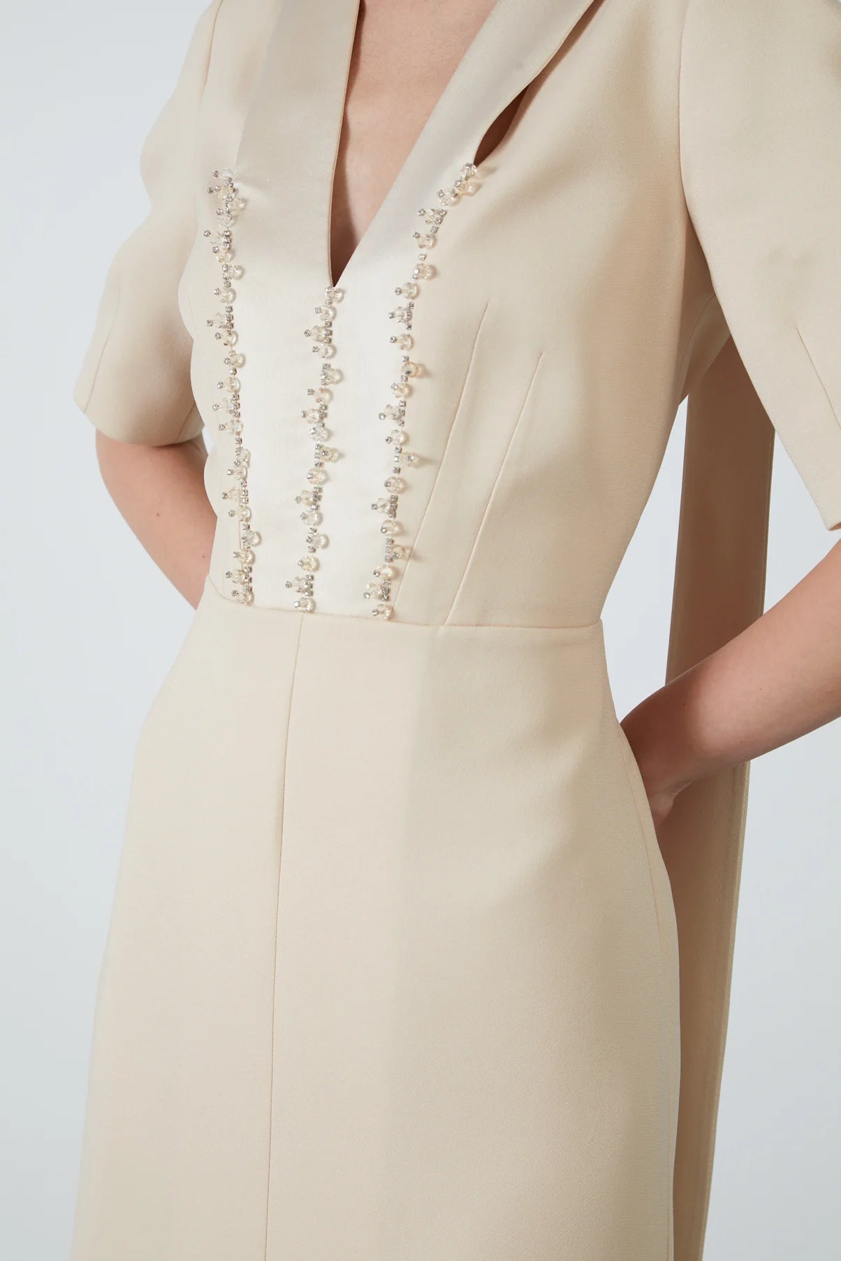 M5J067 DRESS فستان