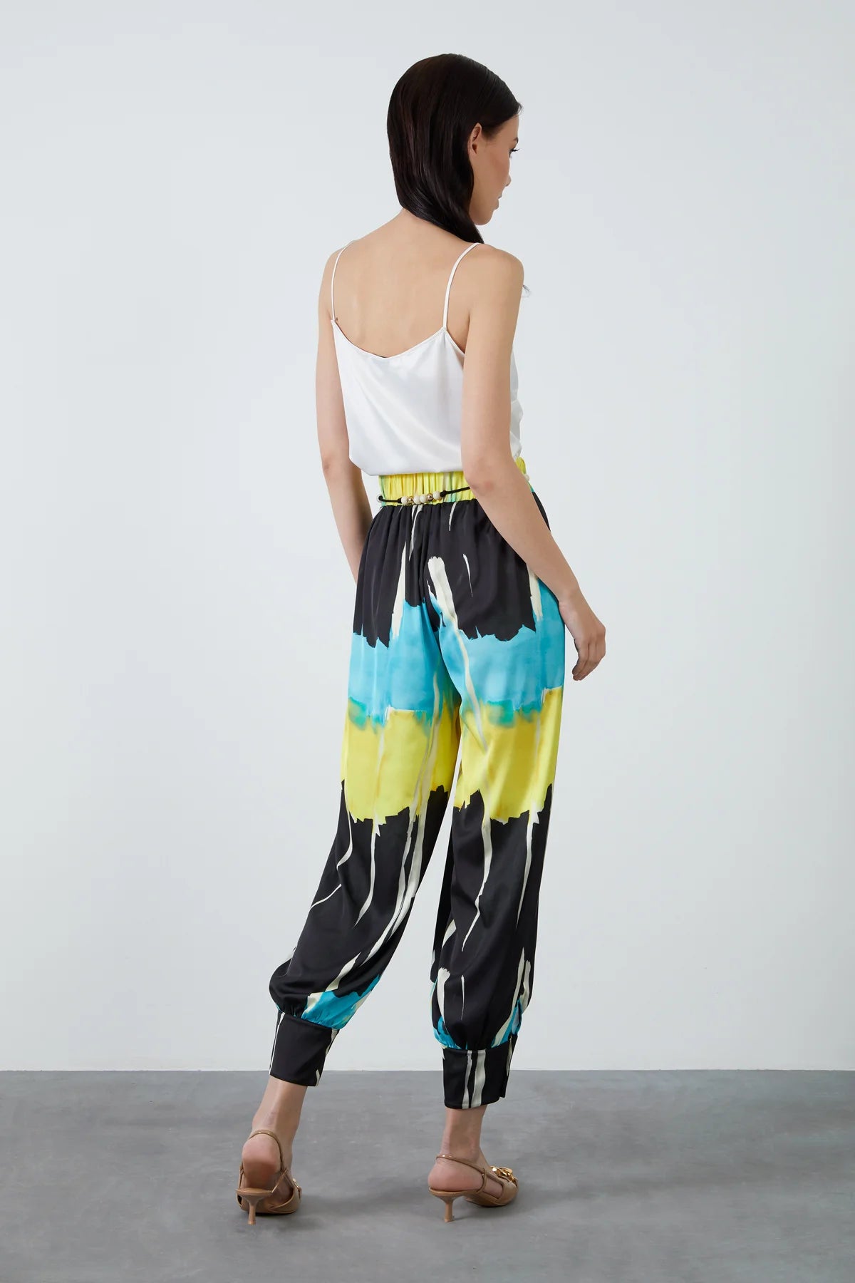 M1J084 TROUSERS بنطلون