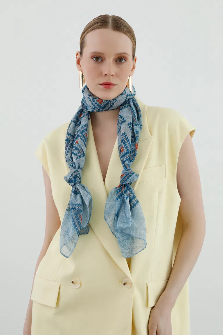 M8J004 SCARF سكارف