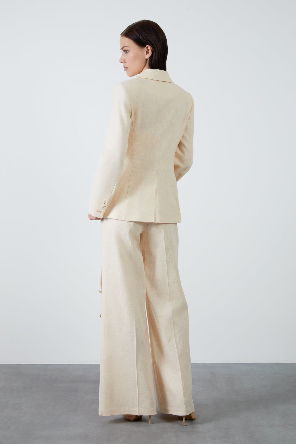 M1J044 TROUSERS بنطلون