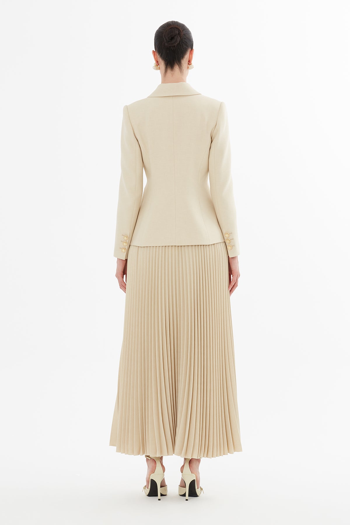 MTKM335 SUIT بدله