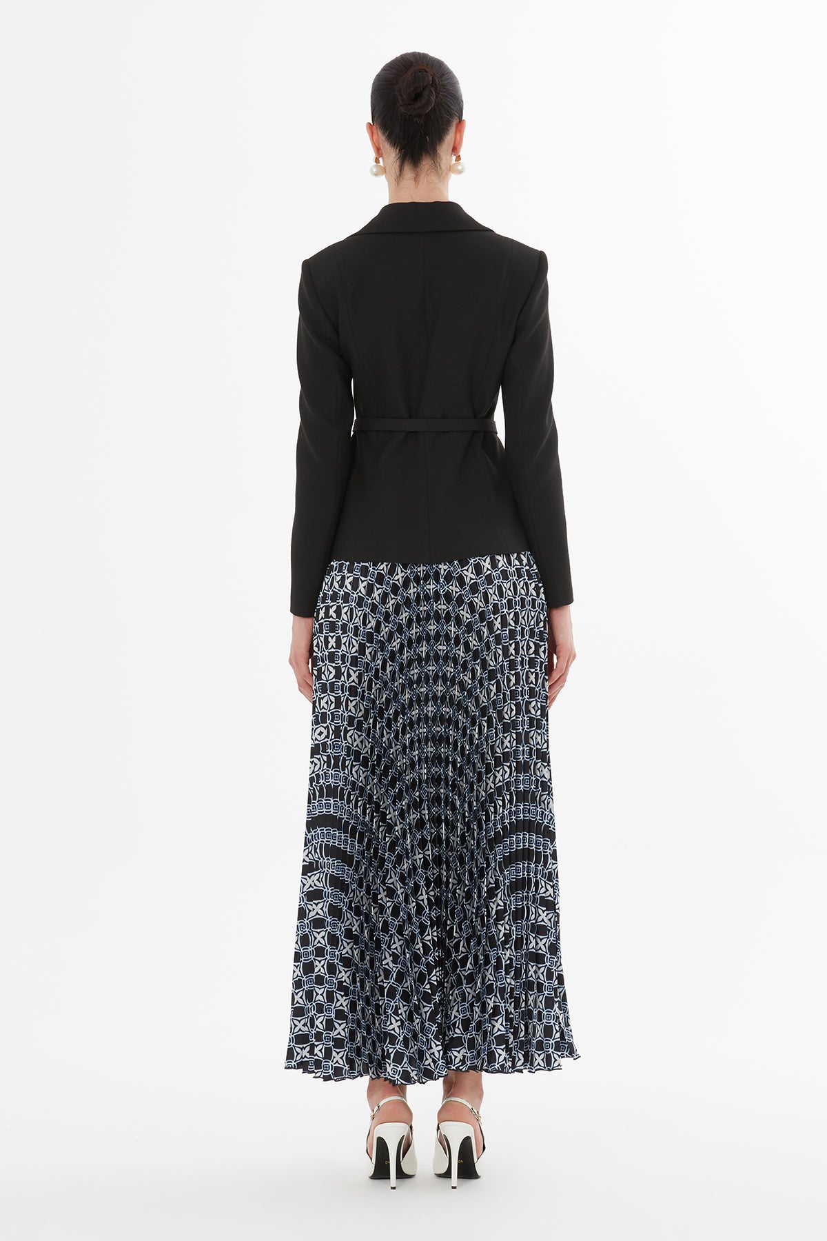 MTKM342 SUIT بدله