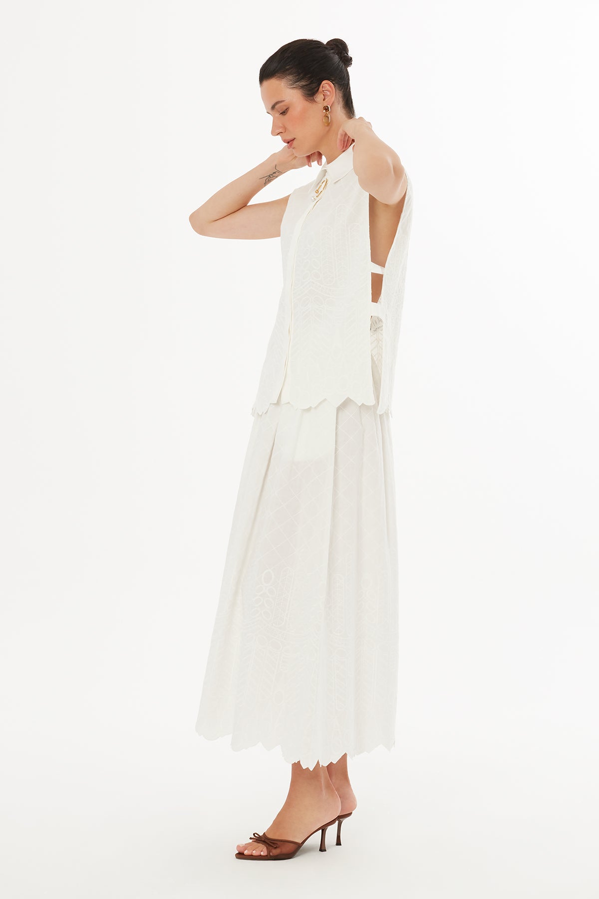 M2N121 BLOUSE بلوزه