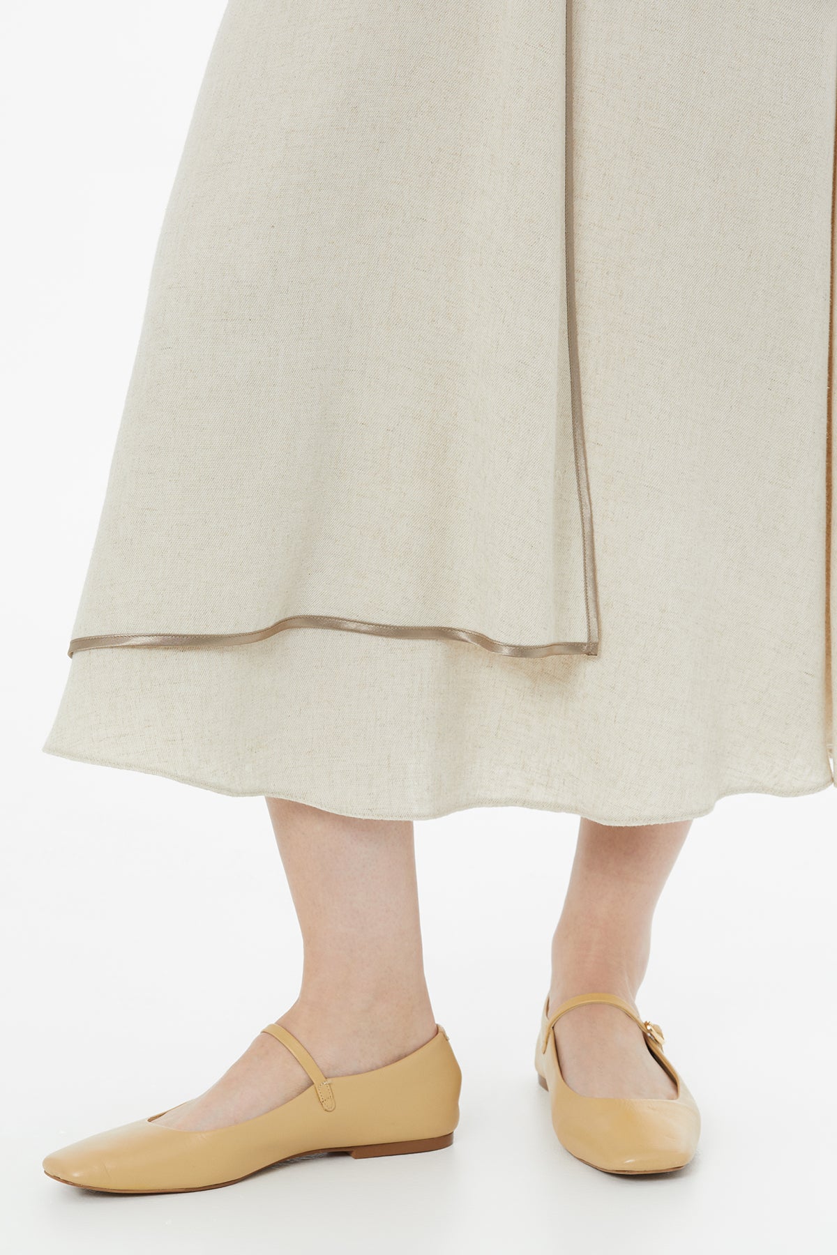 M5N040 DRESS فستان