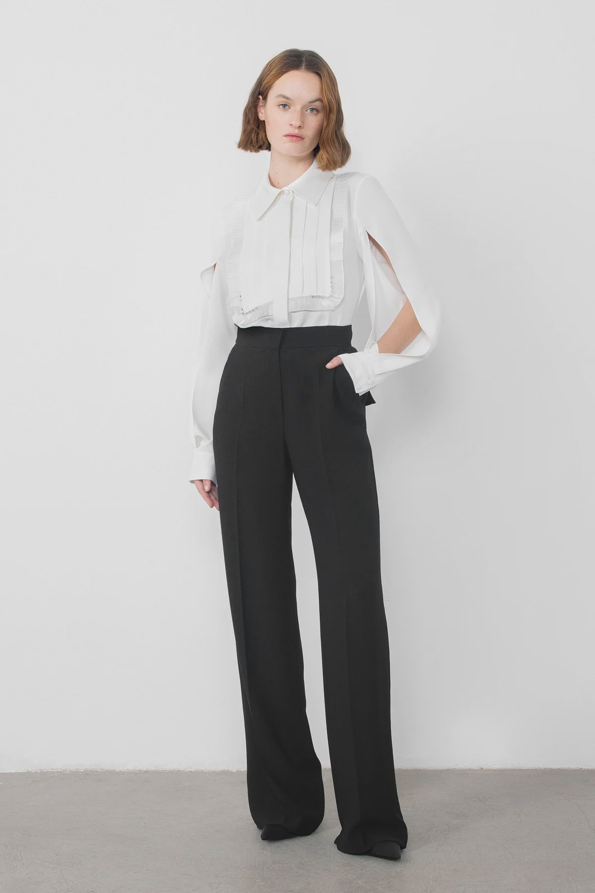 M1H095 TROUSERS بنطلون