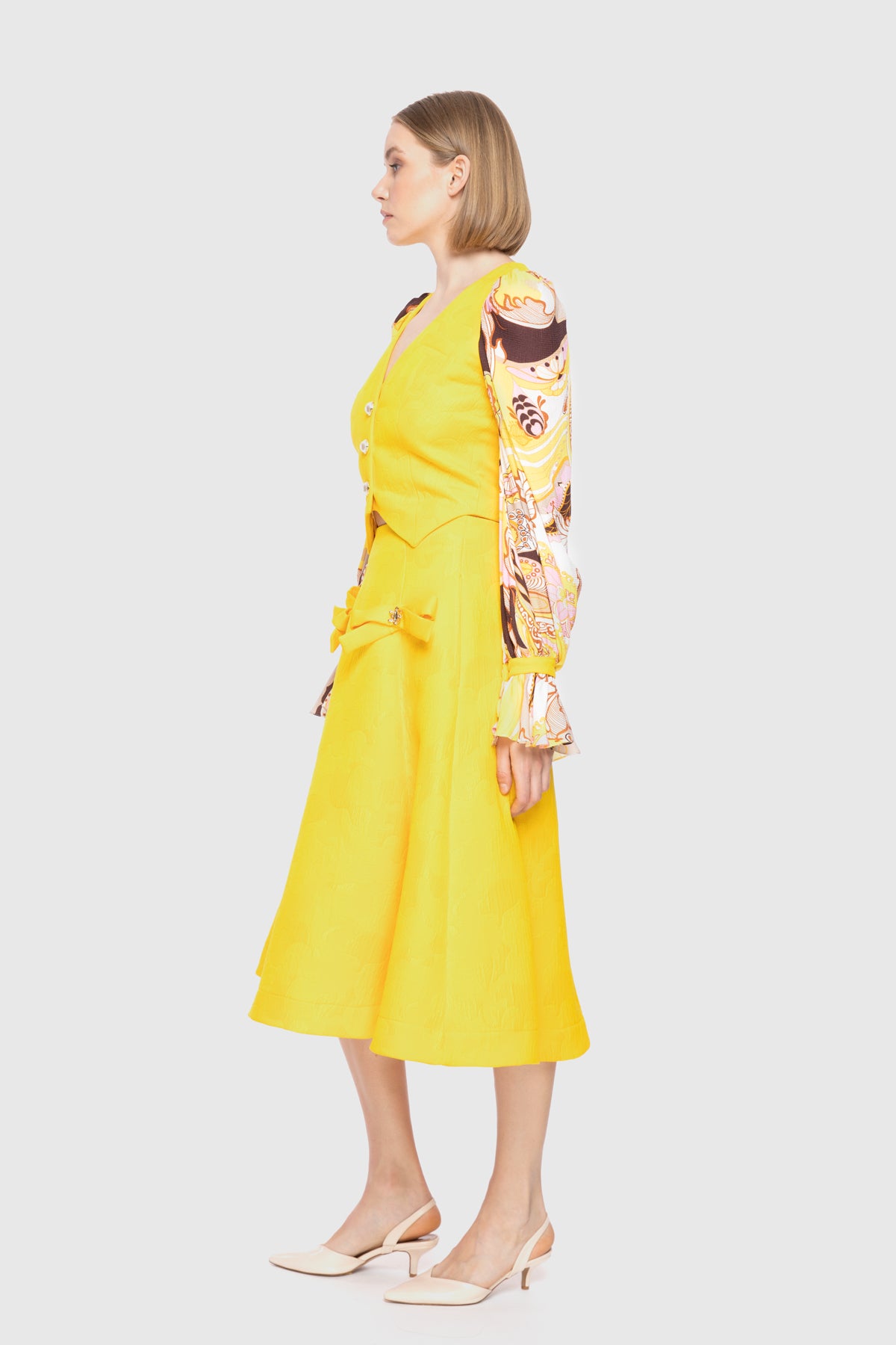 M2G085 BLOUSE بلوزه