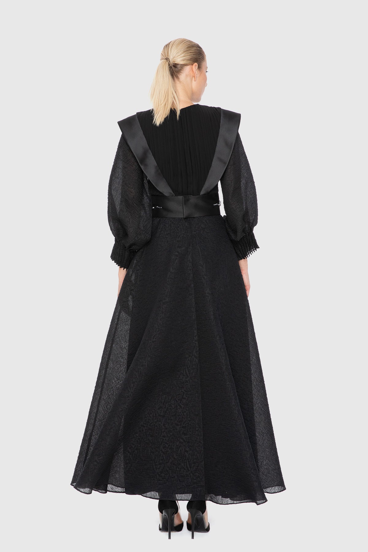 M5G086 DRESS فستان