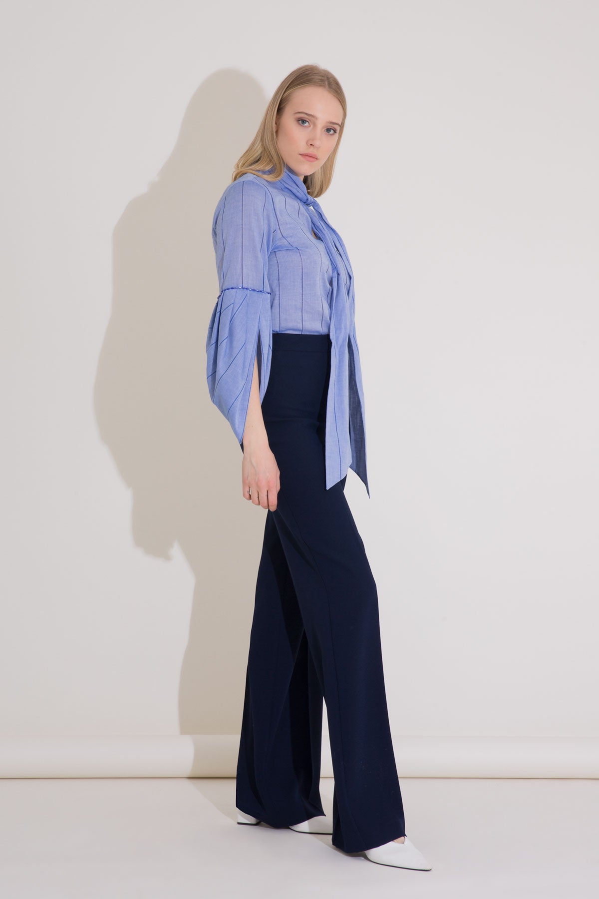 M1B057 TROUSERS بنطلون