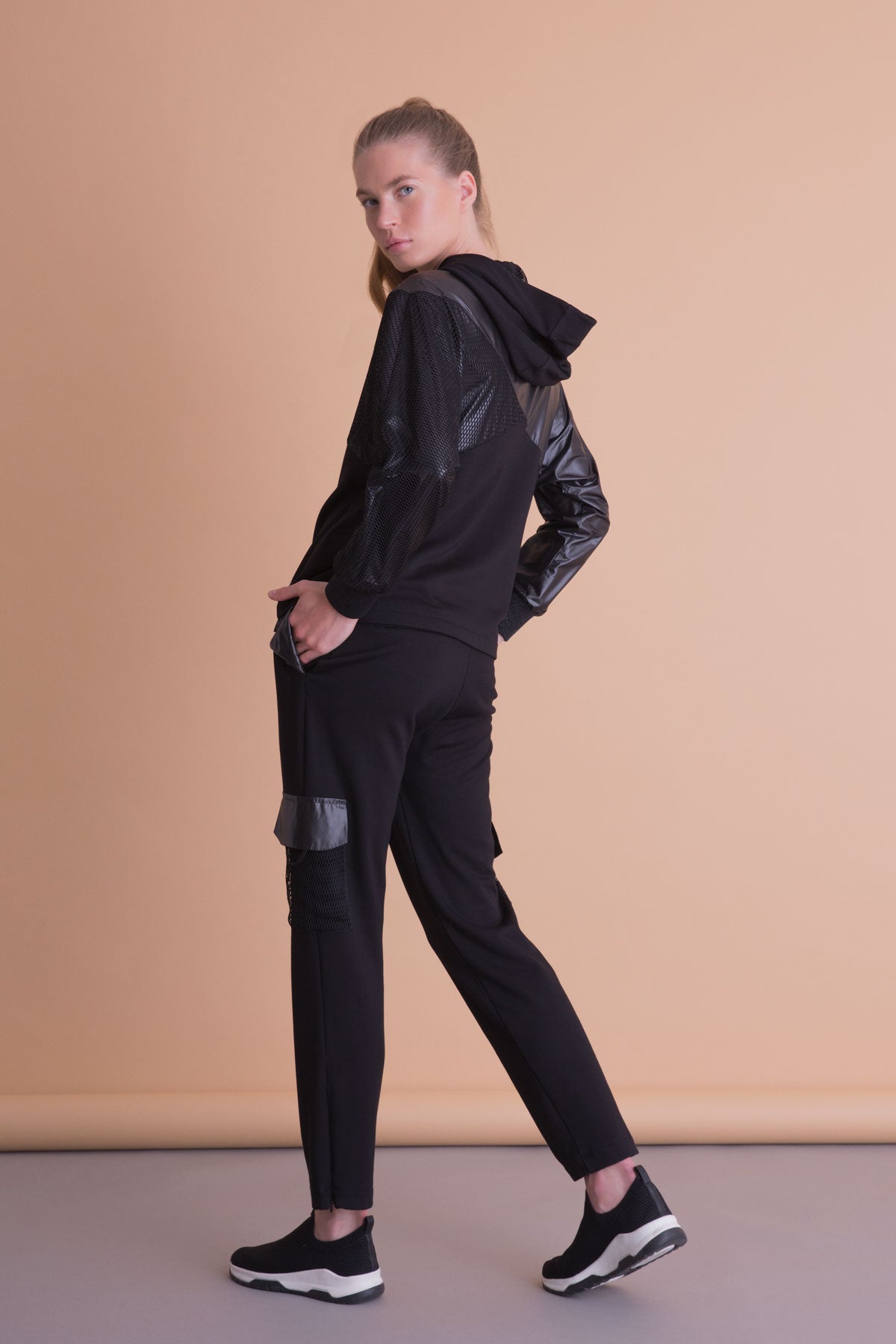 M2A080BLOUSEبلوزه