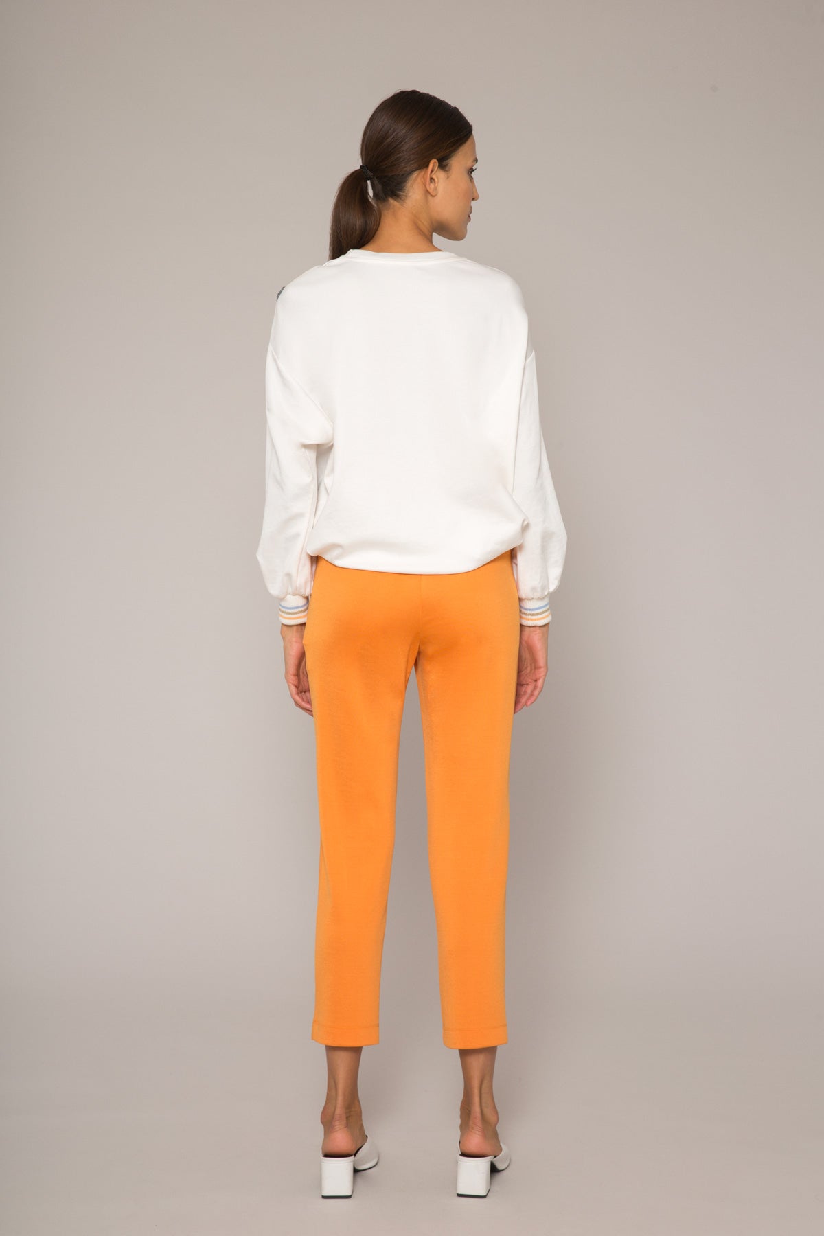 M1D008 TROUSERS بنطلون