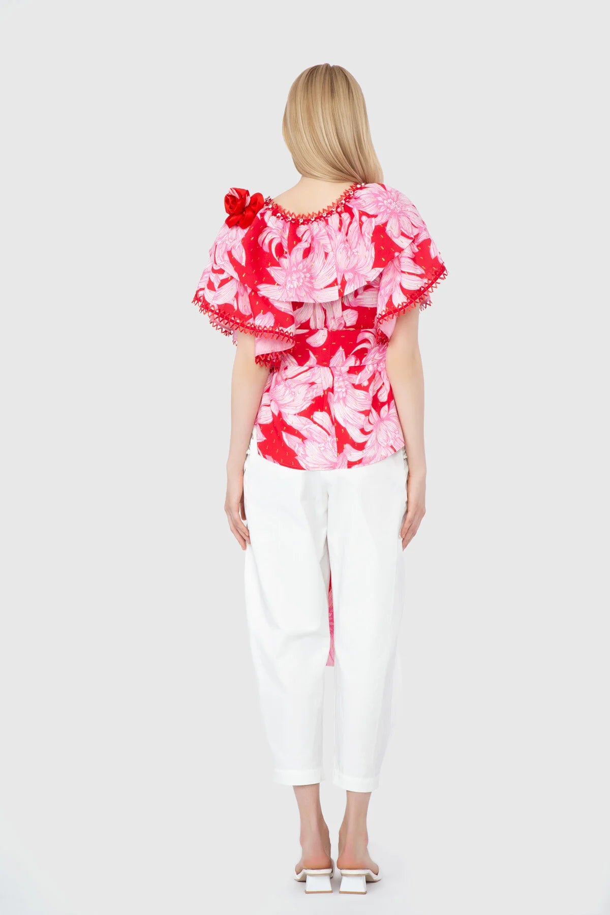 M2F110 BLOUSE بلوزة